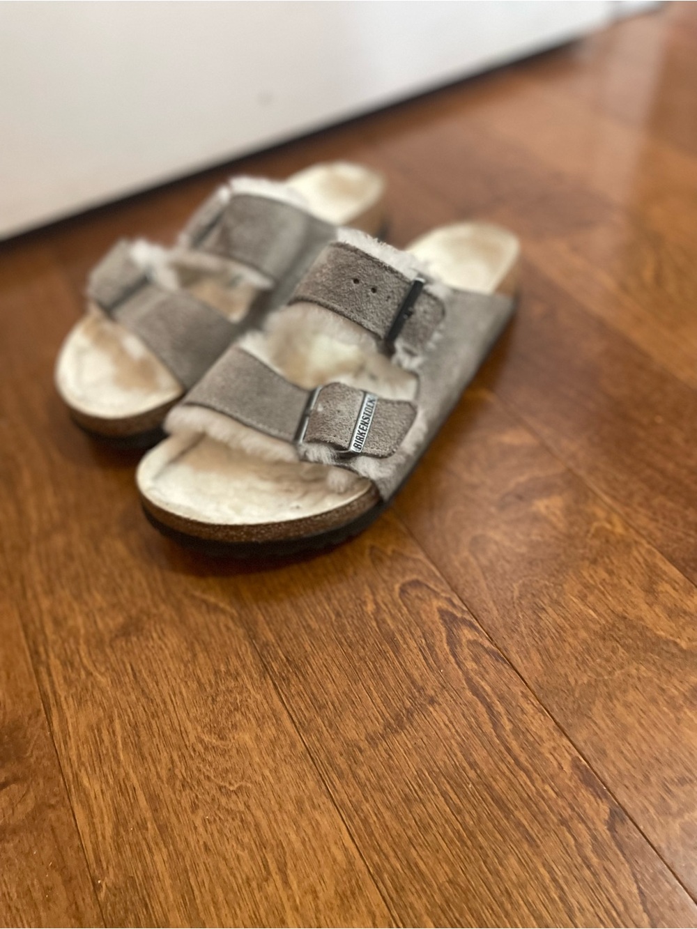 Birkenstock arizona Gray Shearling Double-Buckle Slide Sandals